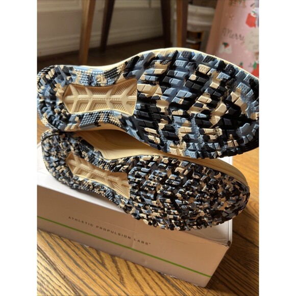 APL Mens Techloom Defender Size 7.5 Vanilla/Midnight/Ice Blue High Top Shoes NIB - Picture 9 of 12